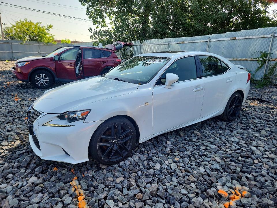 62309176 :رقم المزاد ، JTHCF1D2XF5021977 vin ، 2015 Lexus Is مزاد بيع