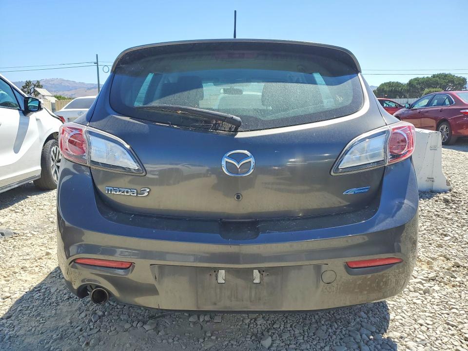 60135036 :رقم المزاد ، JM1BL1L82C1546174 vin ، 2012 Mazda 3 مزاد بيع
