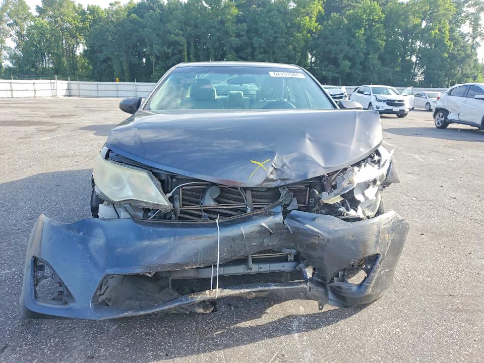 62131586 :رقم المزاد ، 4T1BD1FKXDU087850 vin ، 2013 Toyota Camry Hybrid مزاد بيع