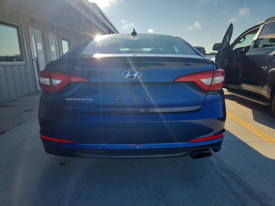 2017 Hyundai Sonata მანქანა იყიდება აუქციონზე, vin: 5NPE24AF6HH570805, აუქციონის ნომერი: 61240176