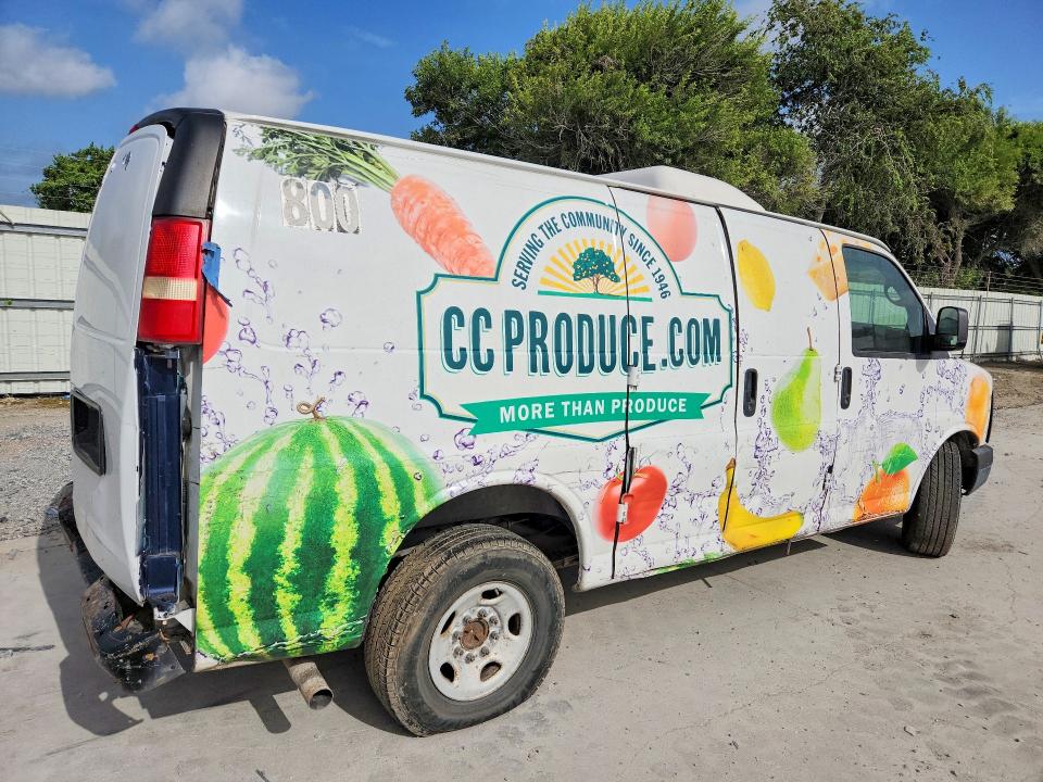 Aukcja sprzedaży 2011 Chevrolet Express G2500, vin: 1GCWGFFA2B1127371, numer aukcji: 61710026