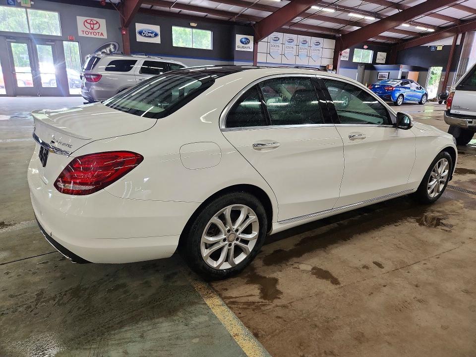 2015 Mercedes-benz C მანქანა იყიდება აუქციონზე, vin: 55SWF4KB8FU095267, აუქციონის ნომერი: 63284296