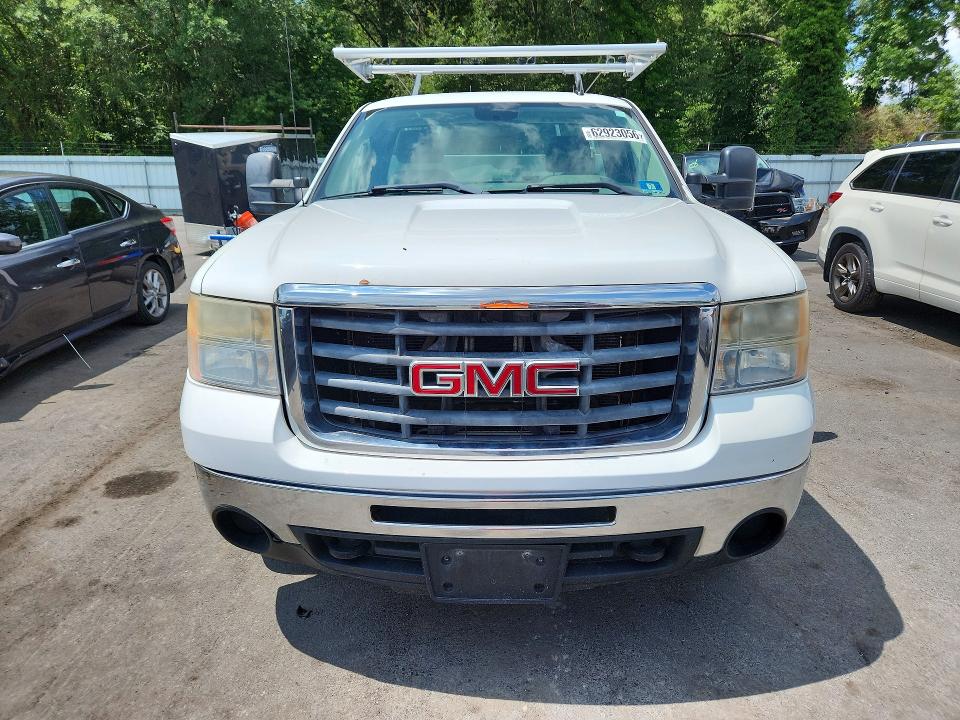 62923056 :رقم المزاد ، 1GDHC44K09E105503 vin ، 2009 Gmc Sierra مزاد بيع