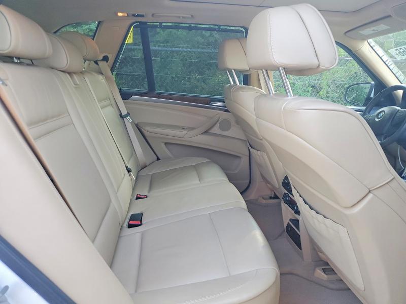 61670466 :رقم المزاد ، 5UXZV4C59BL742551 vin ، 2011 Bmw X5 مزاد بيع