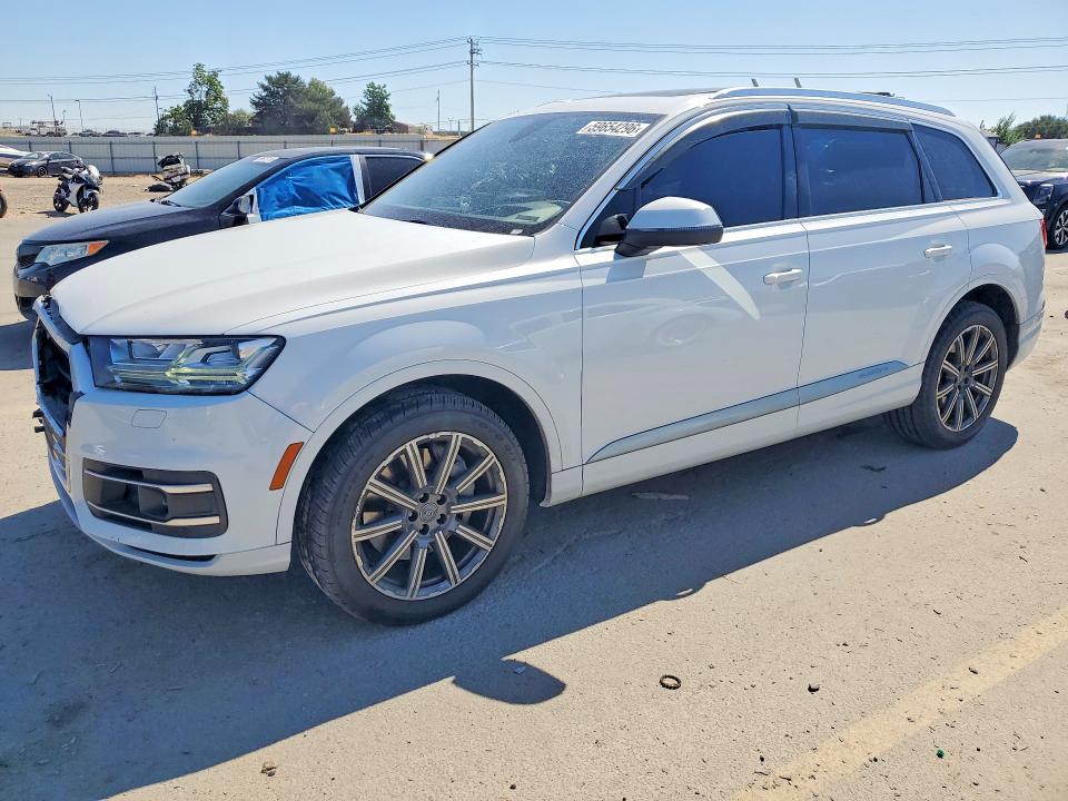 59654296 :رقم المزاد ، WA1VAAF70JD040855 vin ، 2018 Audi Q7 مزاد بيع