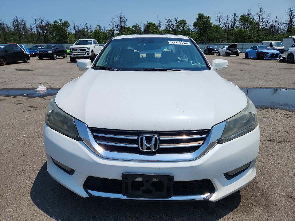 58570146 :رقم المزاد ، 1HGCR2F85FA090410 vin ، 2015 Honda Accord مزاد بيع