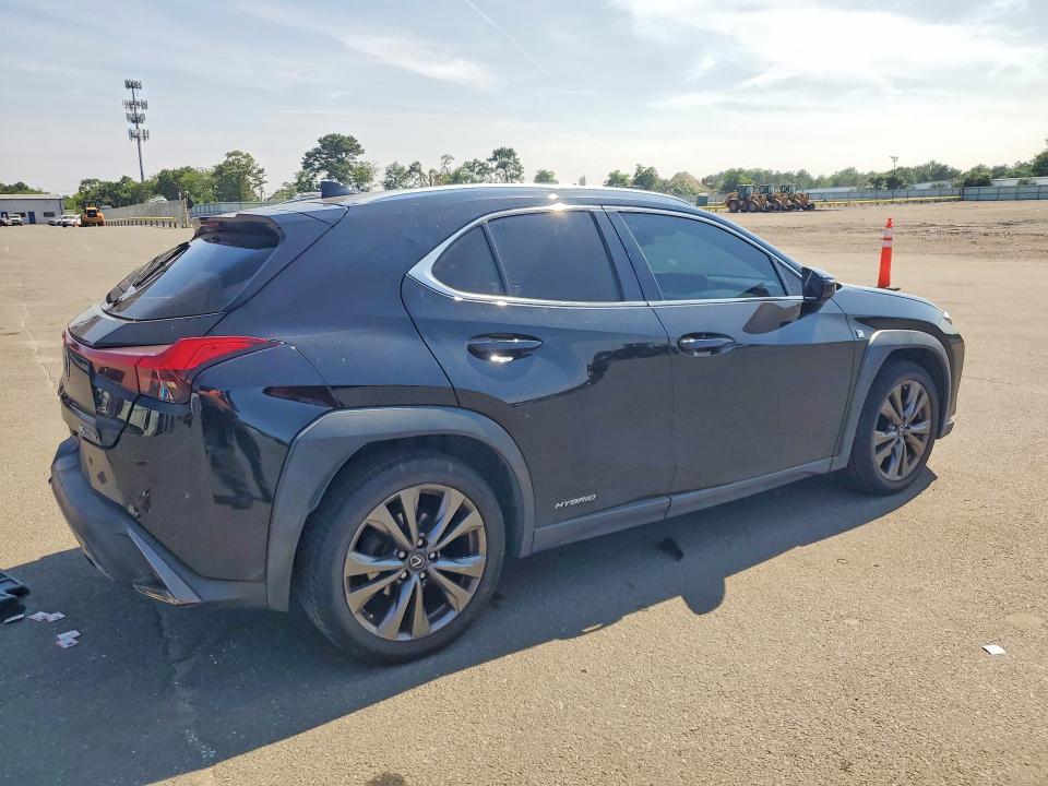 Продаж на аукціоні авто 2020 Lexus Ux, vin: JTHR9JBH8L2025743, номер лоту: 61811336