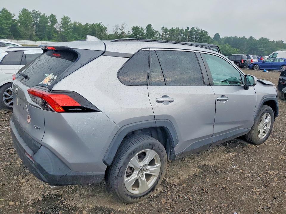 2021 Toyota Rav4 მანქანა იყიდება აუქციონზე, vin: 2T3W1RFV6MC142645, აუქციონის ნომერი: 59971286