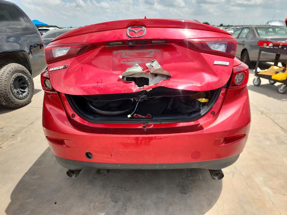 Продаж на аукціоні авто 2018 Mazda 3, vin: 3MZBN1V32JM219623, номер лоту: 60417436