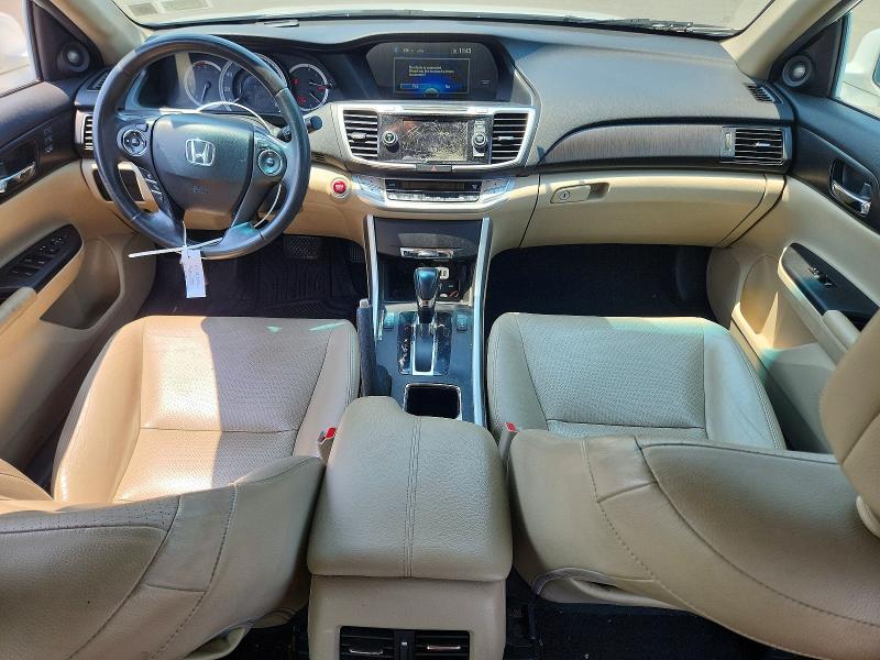 58570146 :رقم المزاد ، 1HGCR2F85FA090410 vin ، 2015 Honda Accord مزاد بيع