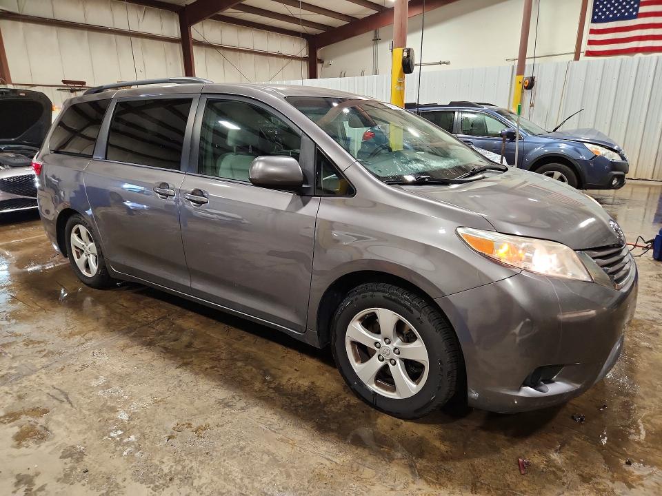 Aukcja sprzedaży 2017 Toyota Sienna, vin: 5TDKZ3DC6HS897421, numer aukcji: 59641696