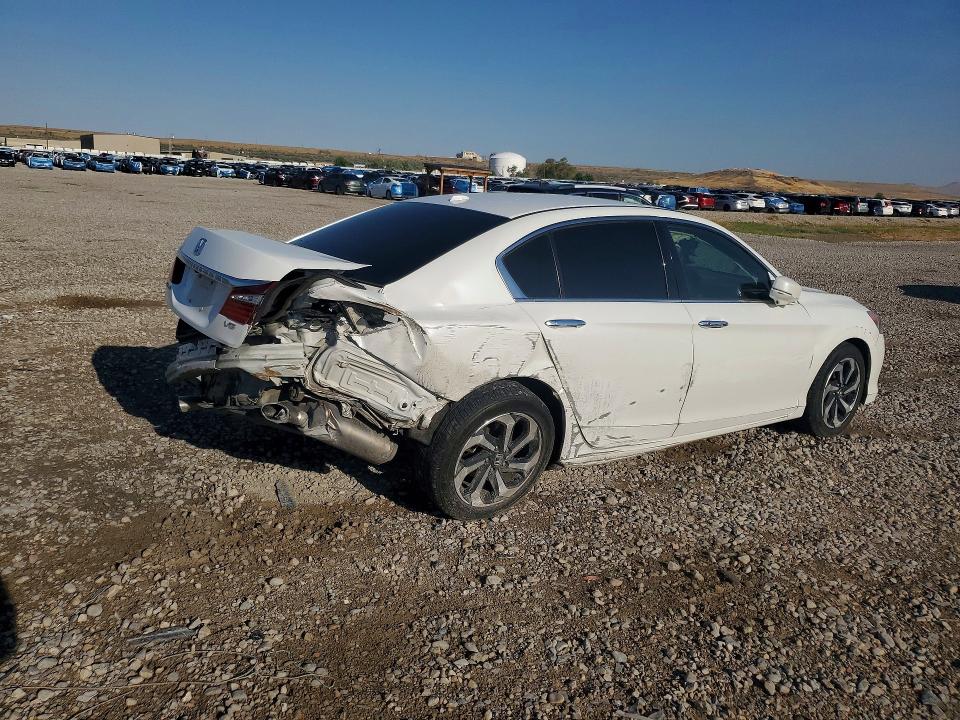Aukcja sprzedaży 2017 Honda Accord, vin: 1HGCR3F87HA023171, numer aukcji: 62980746