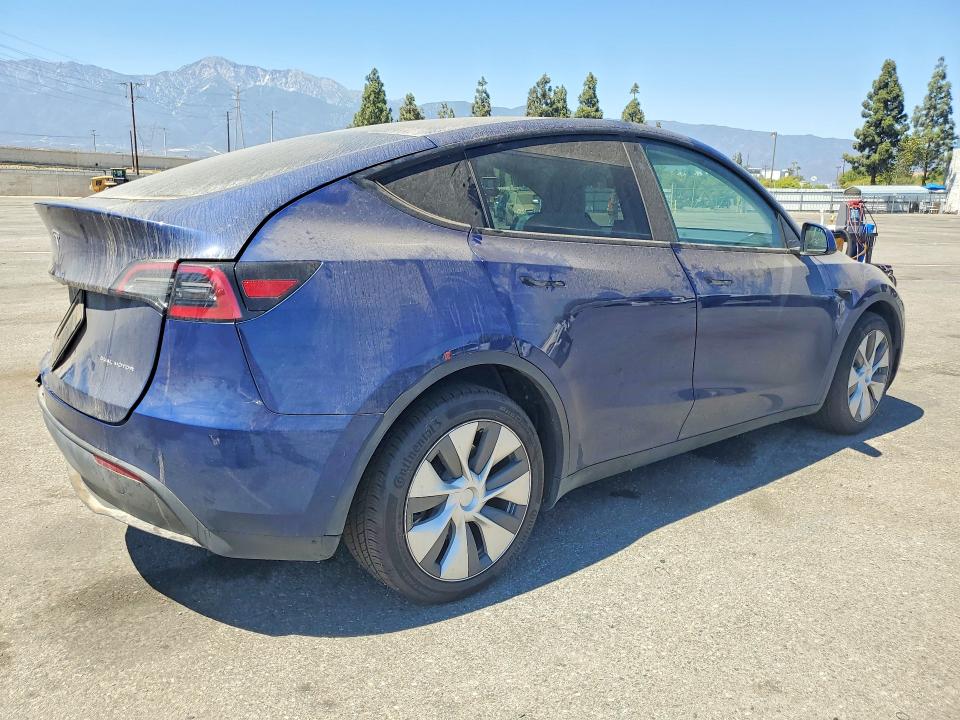 2024 Tesla Model Y მანქანა იყიდება აუქციონზე, vin: 7SAYGDEE4RF083704, აუქციონის ნომერი: 62931756