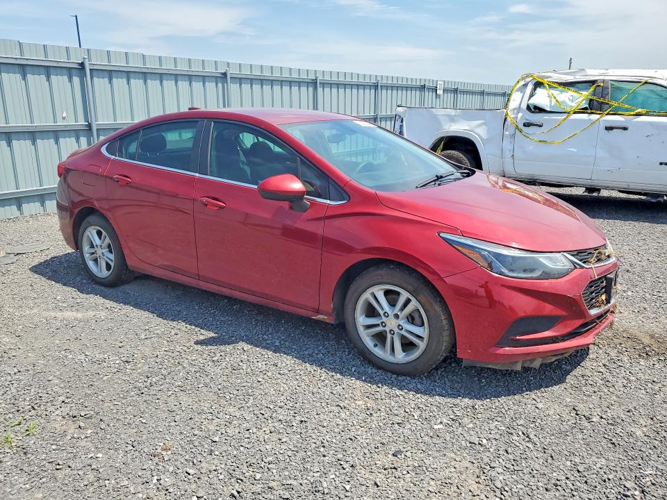 58627966 :رقم المزاد ، 1G1BE5SM4J7201845 vin ، 2018 Chevrolet Cruze مزاد بيع