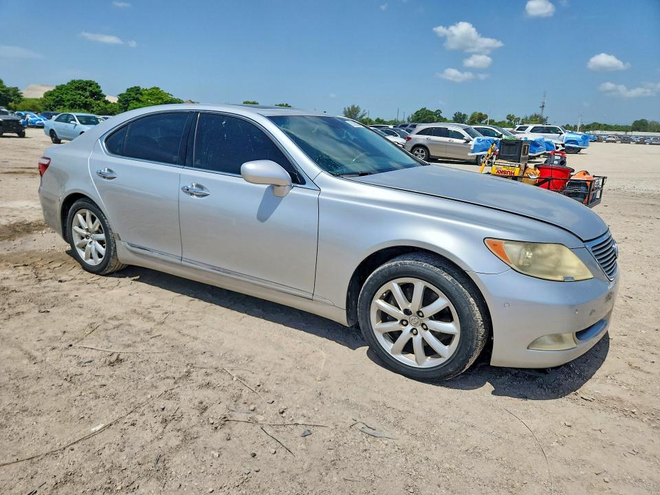 61198286 :رقم المزاد ، JTHBL46F485056863 vin ، 2008 Lexus Ls مزاد بيع