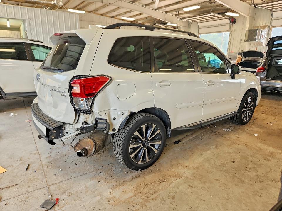 2018 Subaru Forester მანქანა იყიდება აუქციონზე, vin: JF2SJGWC0JH458593, აუქციონის ნომერი: 60714836