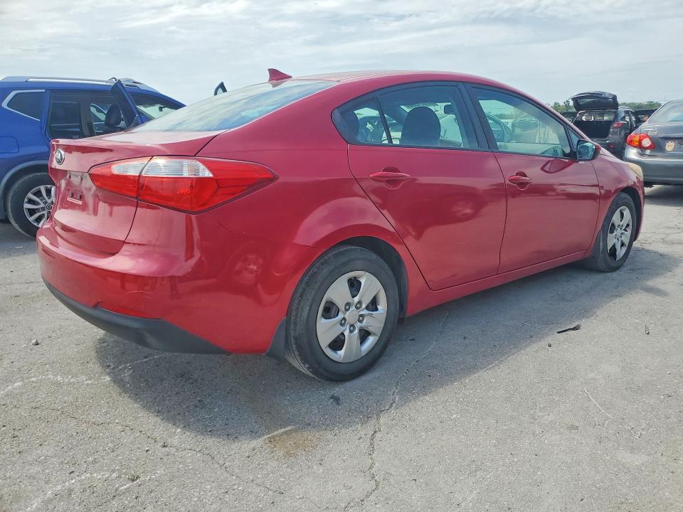 2016 Kia Forte მანქანა იყიდება აუქციონზე, vin: KNAFK4A64G5598652, აუქციონის ნომერი: 62671596