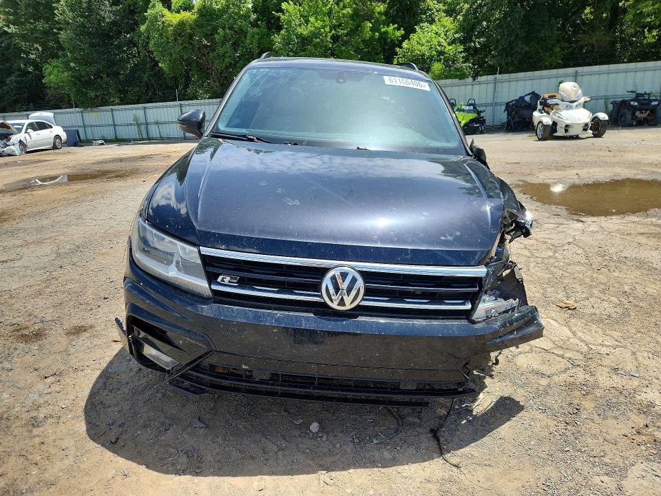 Продажа на аукционе авто 2021 Volkswagen Tiguan, vin: 3VV3B7AX8MM085475, номер лота: 61166406