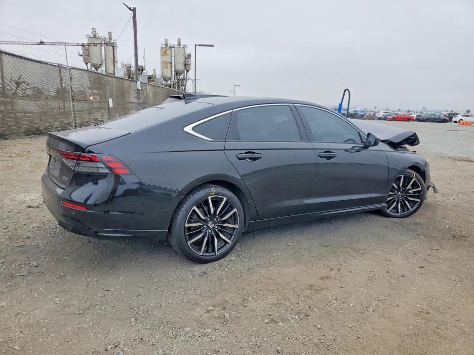 60829866 :رقم المزاد ، 1HGCY2F8XPA045144 vin ، 2023 Honda Accord مزاد بيع