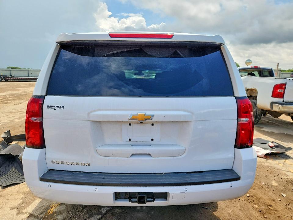 Продаж на аукціоні авто 2018 Chevrolet Suburban, vin: 1GNSCGKC4JR393828, номер лоту: 61623766