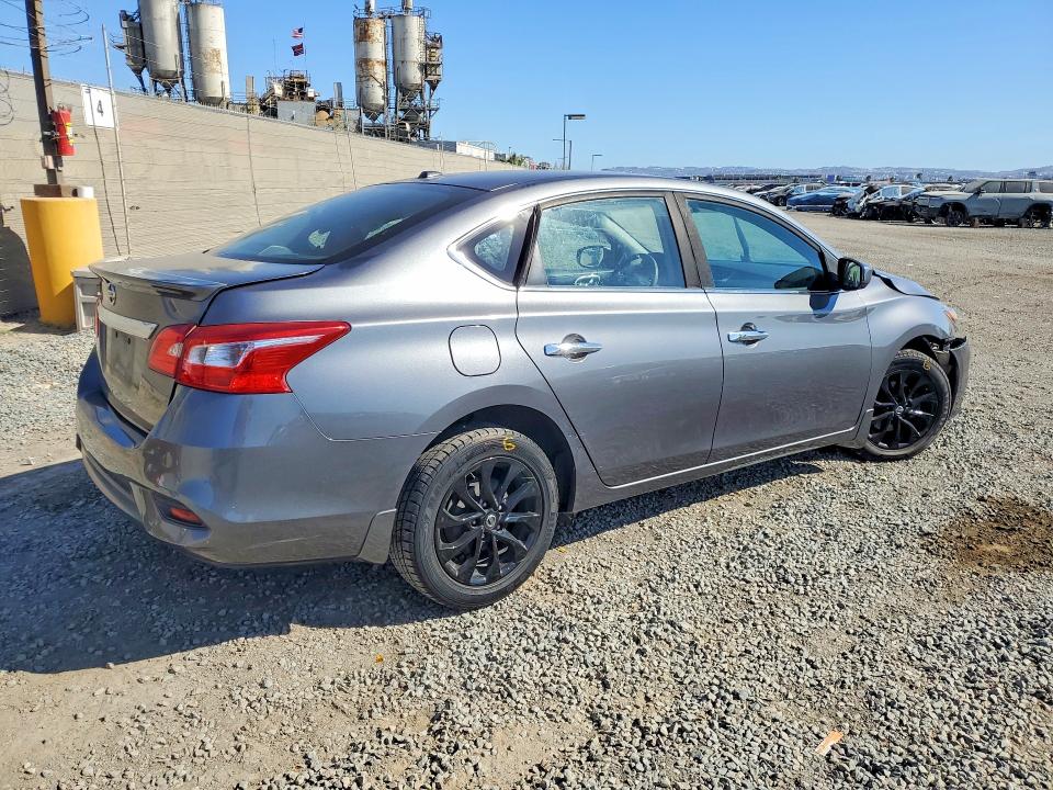 Продаж на аукціоні авто 2017 Nissan Sentra, vin: 3N1AB7AP3HL720672, номер лоту: 62229066