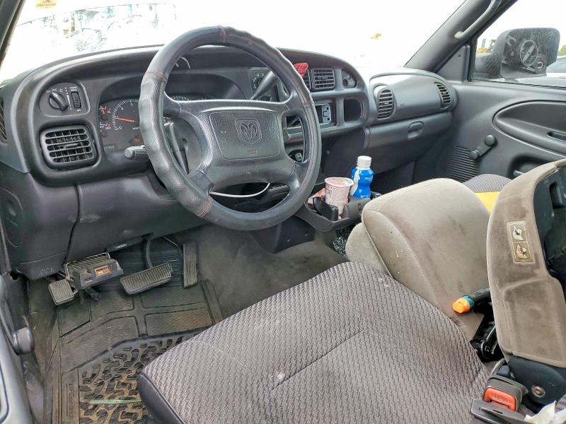 Продажа на аукционе авто 2001 Dodge Ram 1500, vin: 3B7HC13YX1M552394, номер лота: 61880316