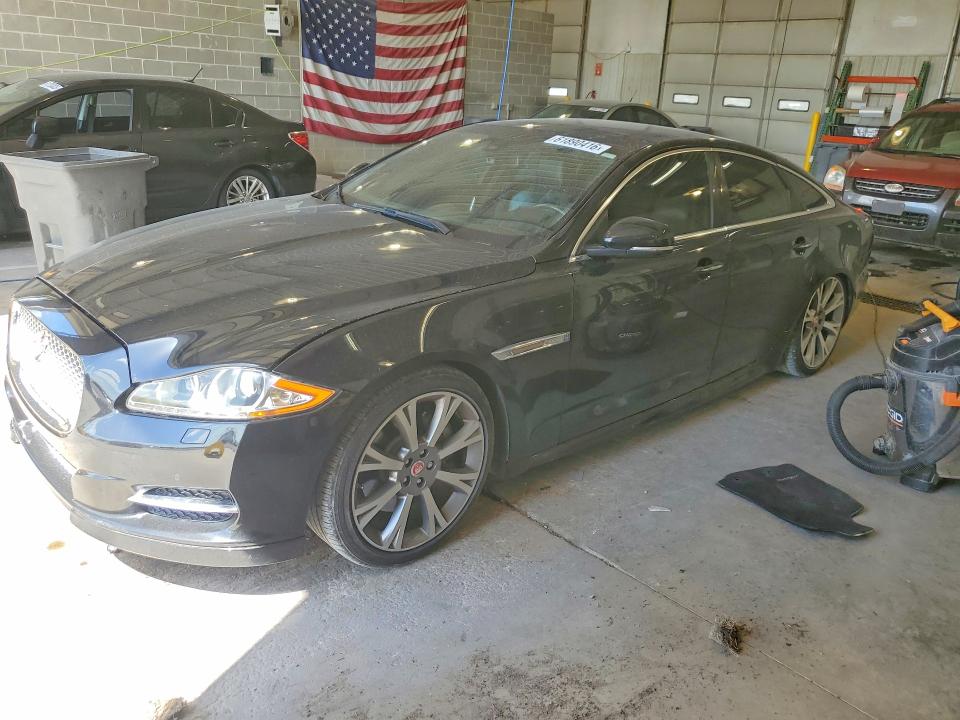Продажа на аукционе авто 2015 Jaguar Xj, vin: SAJWA1CZXF8V86757, номер лота: 61890416