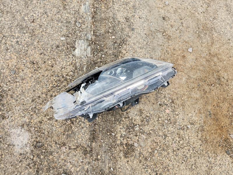 2018 Toyota Sienna მანქანა იყიდება აუქციონზე, vin: 5TDXZ3DC1JS957312, აუქციონის ნომერი: 61555006