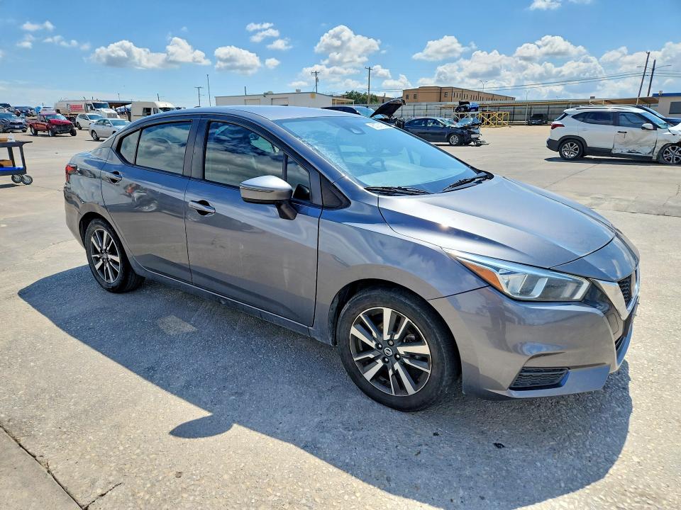60774136 :رقم المزاد ، 3N1CN8EV1ML860504 vin ، 2021 Nissan Versa مزاد بيع