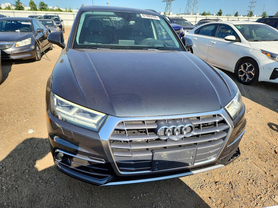 61900466 :رقم المزاد ، WA1CNAFY1J2087361 vin ، 2018 Audi Q5 مزاد بيع