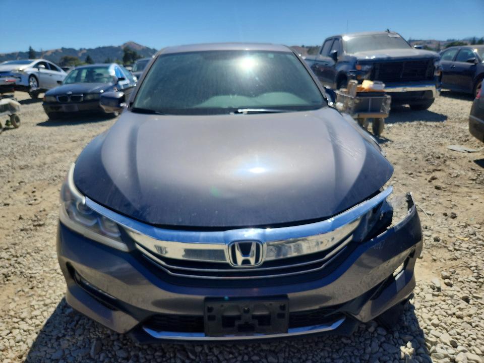2016 Honda Accord მანქანა იყიდება აუქციონზე, vin: 1HGCR2F73GA135577, აუქციონის ნომერი: 59159676