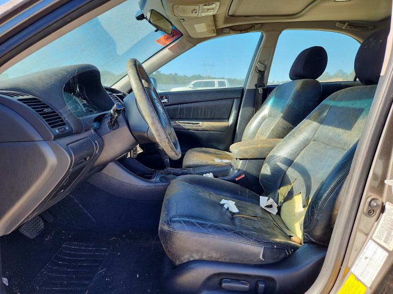 62707186 :رقم المزاد ، JTDBF30KX20026098 vin ، 2002 Toyota Camry مزاد بيع
