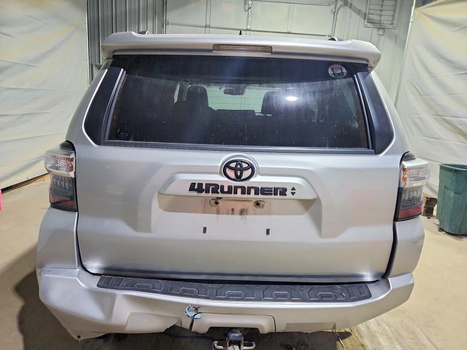 2021 Toyota 4runner მანქანა იყიდება აუქციონზე, vin: JTENU5JR4M5960463, აუქციონის ნომერი: 60784426