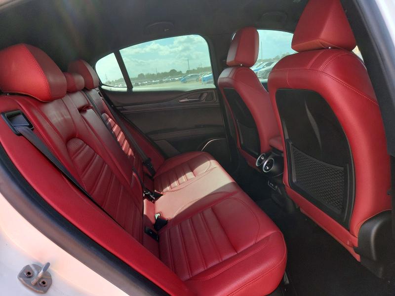 Продажа на аукционе авто 2022 Alfa Romeo Stelvio, vin: ZASPAJAN4N7D37188, номер лота: 62021736