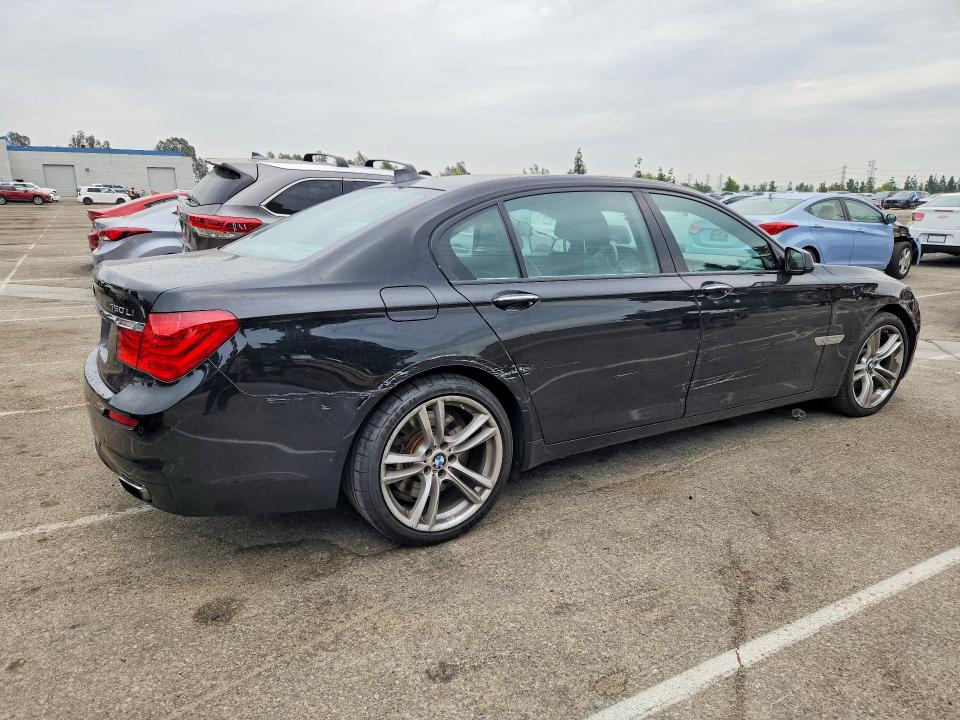 60263596 :رقم المزاد ، WBAKB8C58CC964970 vin ، 2012 Bmw 750 مزاد بيع