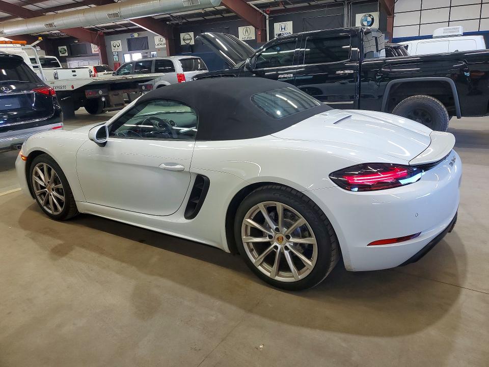 Продажа на аукционе авто 2019 Porsche Boxster, vin: WP0CA2A82KS211217, номер лота: 62563886