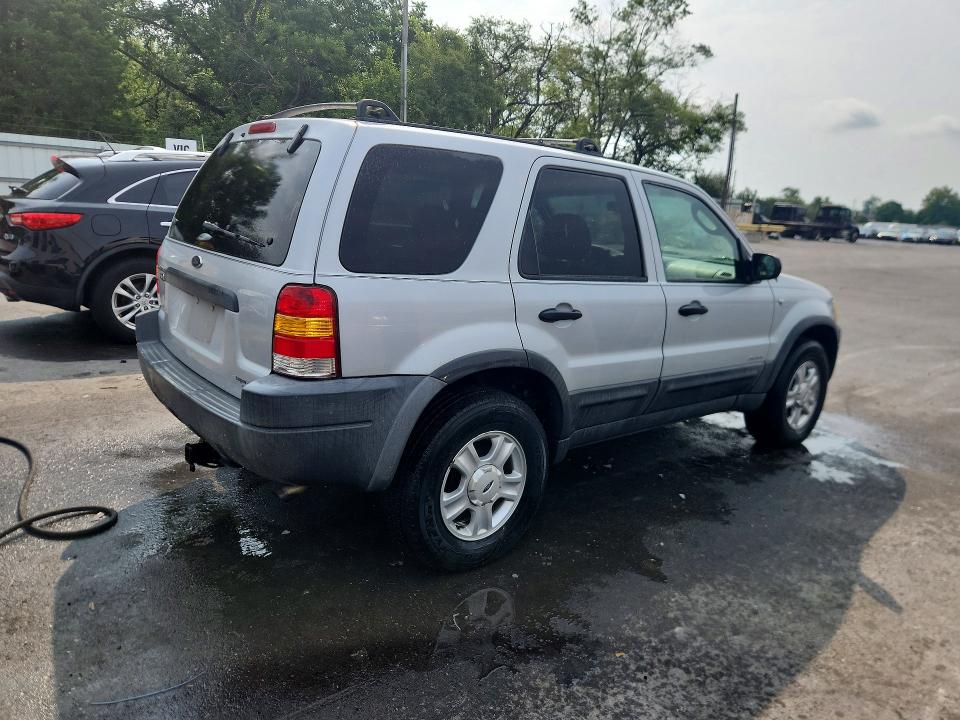 Продажа на аукционе авто 2002 Ford Escape, vin: 1FMYU03172KB24488, номер лота: 62675216