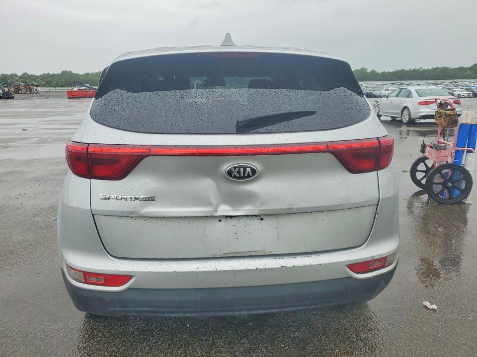 59710826 :رقم المزاد ، KNDPMCAC4J7318161 vin ، 2018 Kia Sportage مزاد بيع