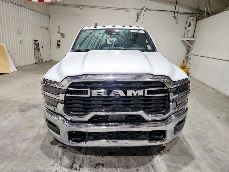 62028446 :رقم المزاد ، 3C63RRGL0SG533883 vin ، 2025 Ram 3500 مزاد بيع