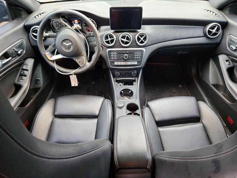 63051406 :رقم المزاد ، WDDSJ4GB2JN520425 vin ، 2018 Mercedes-benz Cla مزاد بيع