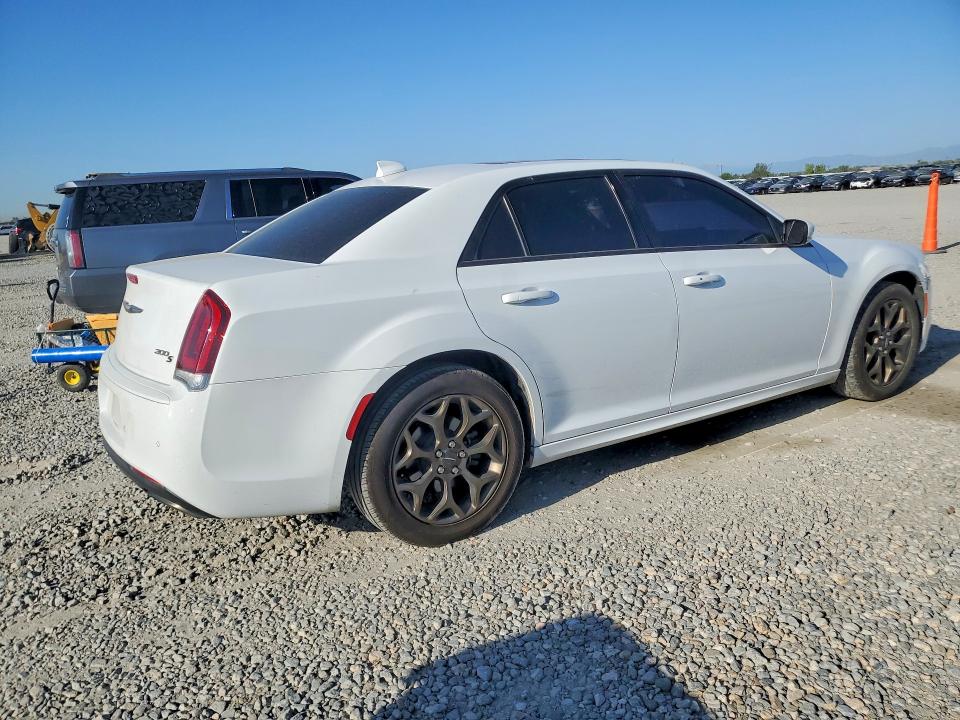 Auction sale of the 2016 Chrysler 300, vin: 2C3CCAGG4GH274308, lot number: 61431416