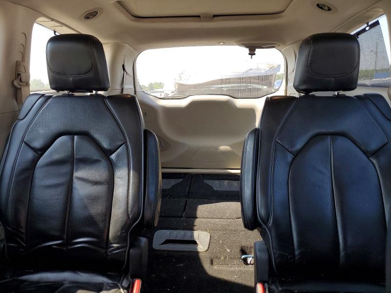 59058166 :رقم المزاد ، 2C4RC1GG8HR778460 vin ، 2017 Chrysler Pacifica مزاد بيع