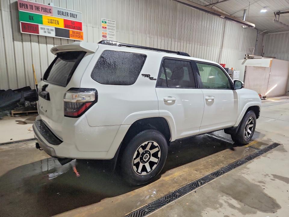 Продажа на аукционе авто 2024 Toyota 4runner, vin: JTERU5JR6R6303618, номер лота: 62002646
