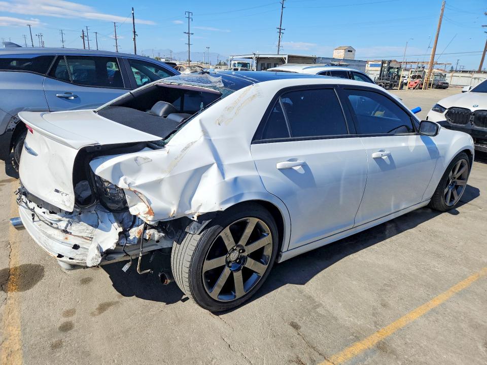 Auction sale of the 2014 Chrysler 300, vin: 2C3CCAFJ7EH257870, lot number: 61929416