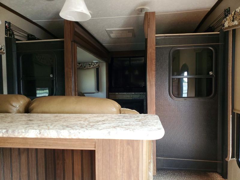 Продаж на аукціоні авто 2017 Keystone Trailer, vin: 4YDF37523HA740066, номер лоту: 61006166