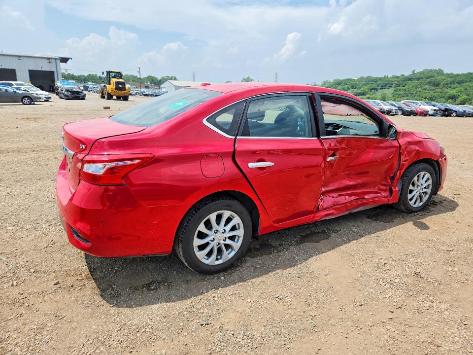 2018 Nissan Sentra მანქანა იყიდება აუქციონზე, vin: 3N1AB7AP6JL617297, აუქციონის ნომერი: 61527946