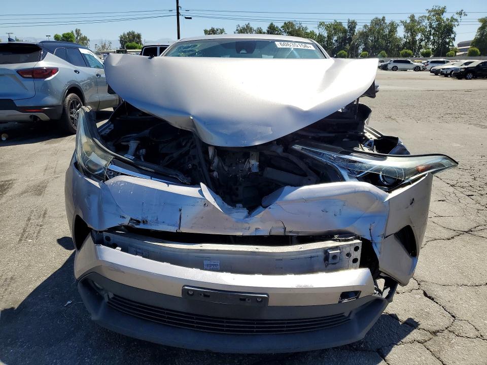 60635156 :رقم المزاد ، NMTKHMBX8JR021596 vin ، 2018 Toyota C-hr مزاد بيع
