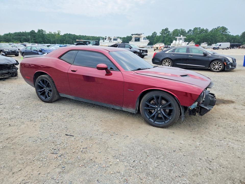 62679006 :رقم المزاد ، 2C3CDZBT6JH270669 vin ، 2018 Dodge Challenger مزاد بيع