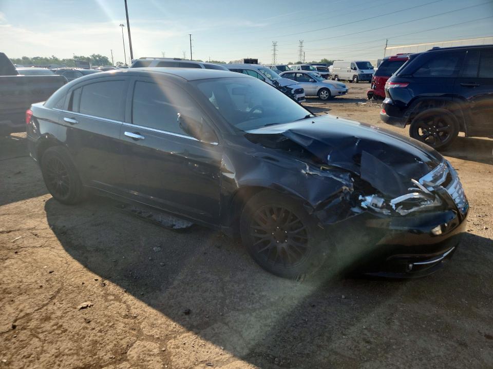 60856856 :رقم المزاد ، 1C3CCBCG7DN539947 vin ، 2013 Chrysler 200 مزاد بيع
