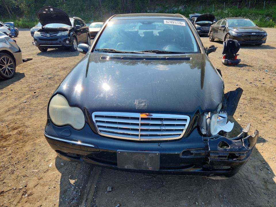 2003 Mercedes-benz C მანქანა იყიდება აუქციონზე, vin: WDBRF81J43F374283, აუქციონის ნომერი: 62491776